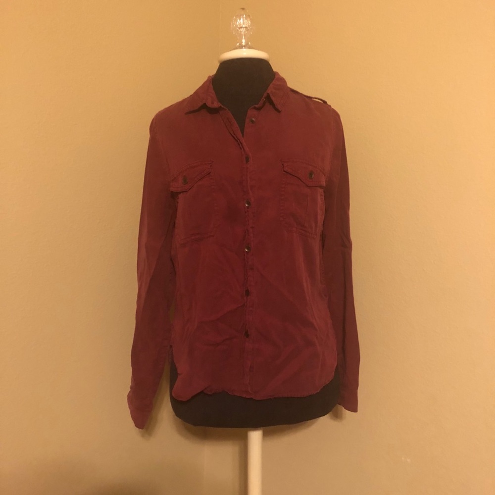 Maroon soft button up ❤️